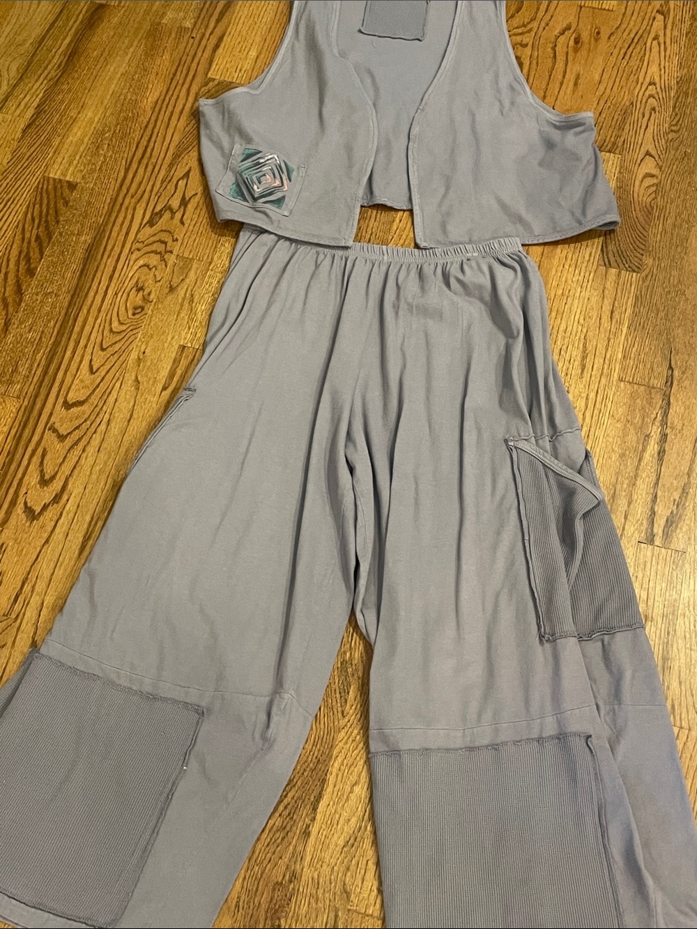 Blue Fish knit vest and pants. Mauve/ lilac Size 1(12-16)